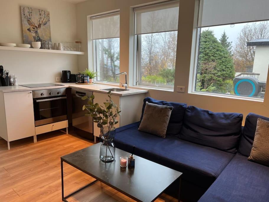 1 Bedroom Apartment Хабнарфьордюр Экстерьер фото